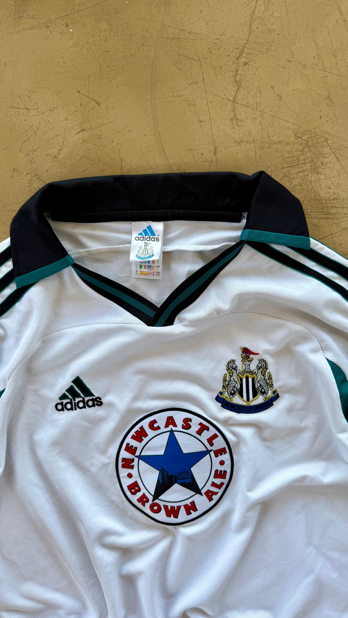 Newcastle United 99/00 Away Jersey