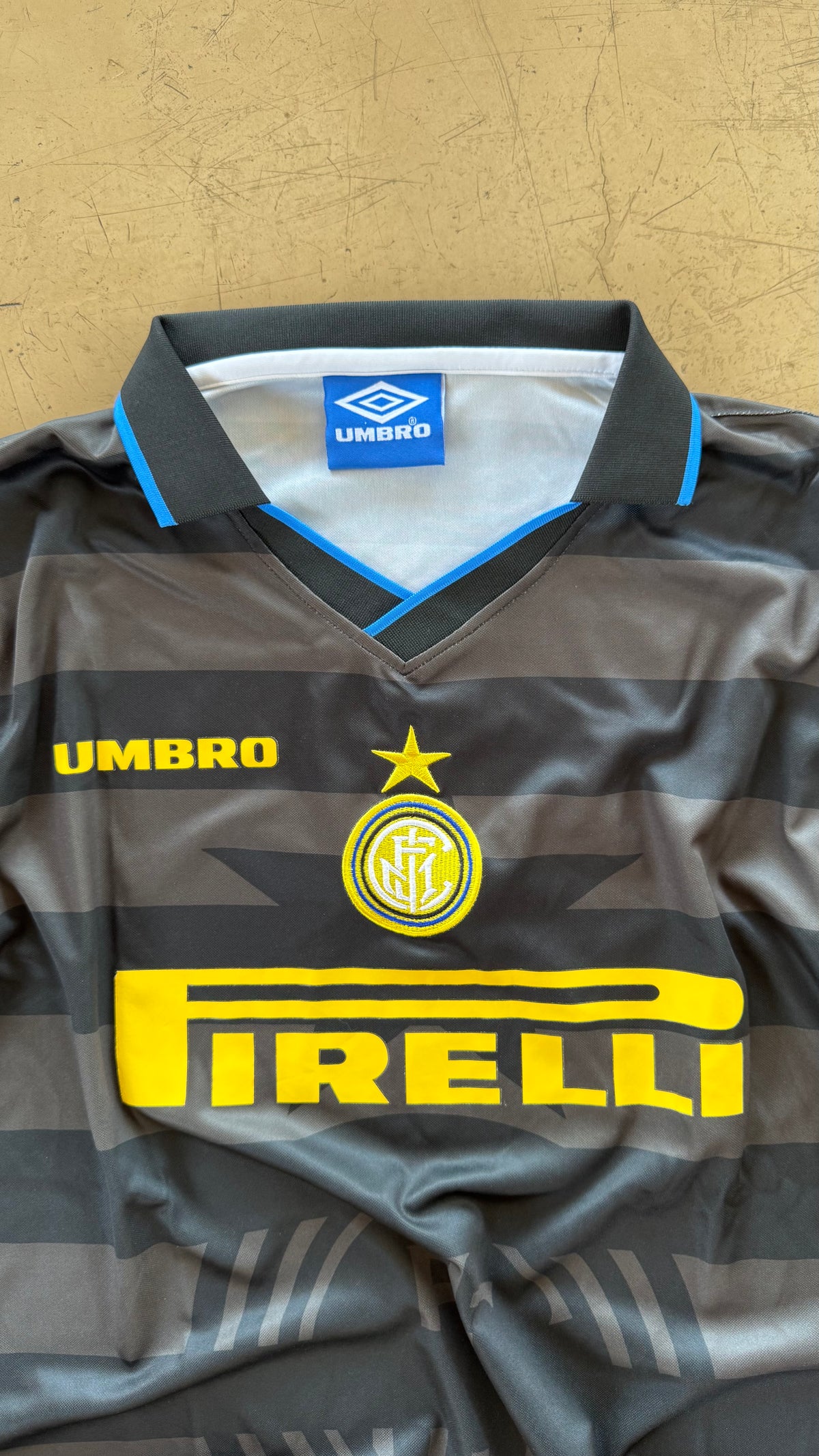 Inter Milan 97/98 Third Jersey