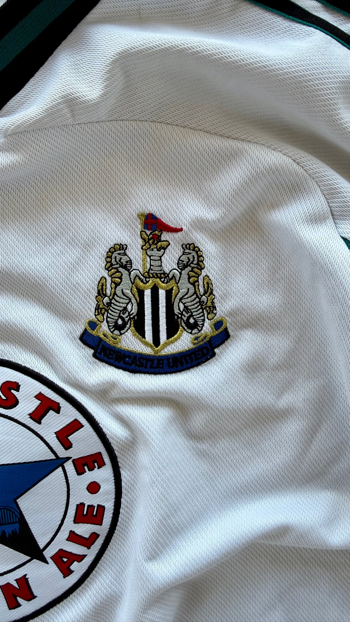 Newcastle United 99/00 Away Jersey